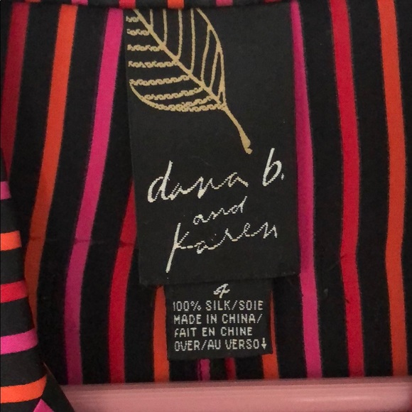 Dana B Vintage 1990s silk Blouse with hidden buttons - Picture 3 of 5